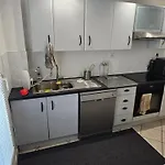 Your Comfy In Juan-les-pins & Parking