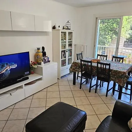 Apartman Your Comfy In Juan-les-pins & Parking